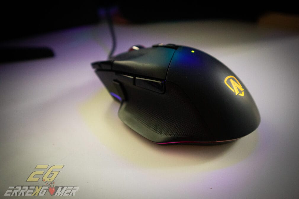 AOC AGM600B: un ratón cómodo y preciso